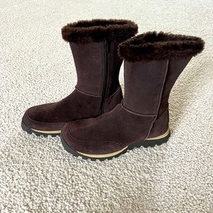 Girl’s Sketcher Boots size 5 Chocolate Brown Suede. New without tags.